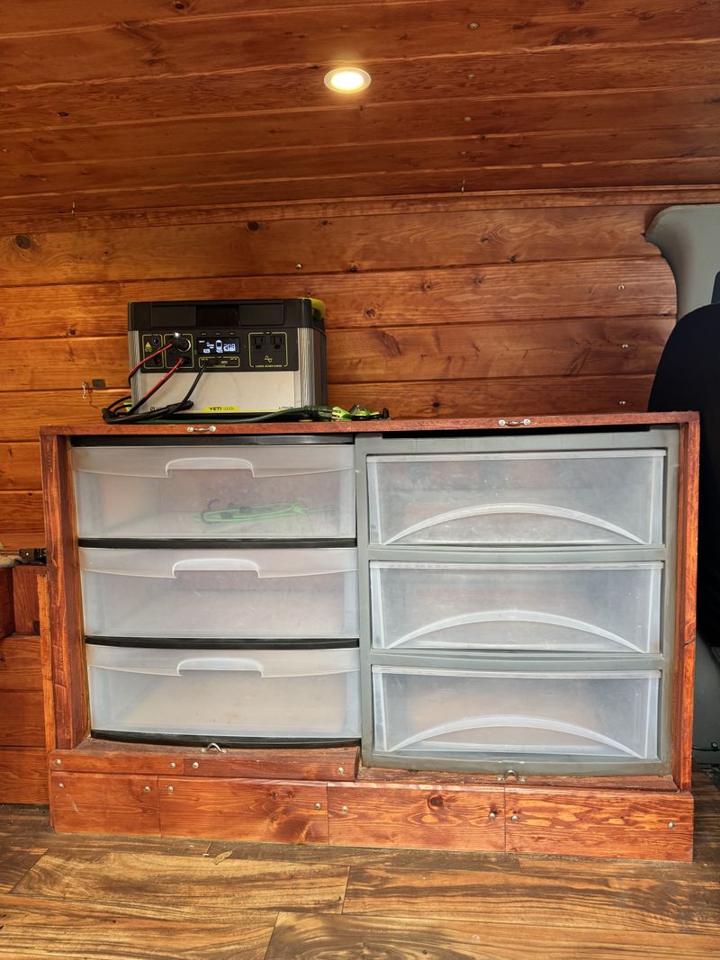 Picture 5/12 of a 2008 Ford Econoline Camper Van for sale in Carbondale, Illinois