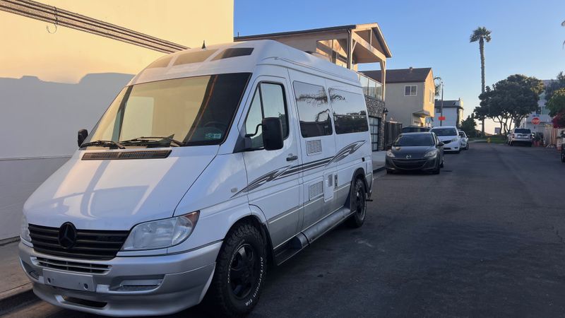 Picture 3/22 of a 2006 Roadtrek SS Agile 19ft for sale in Sunset Beach, California