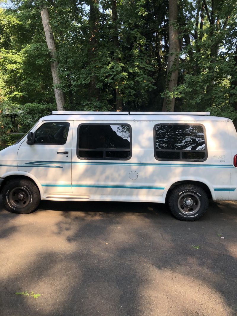 Picture 3/10 of a 1999 Dodge Ram B1500 Campervan for sale in Mc Lean, Virginia