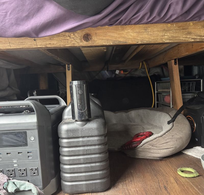 Picture 3/11 of a '99 Dodge Ram Van 1500 for sale in Oceanside, California