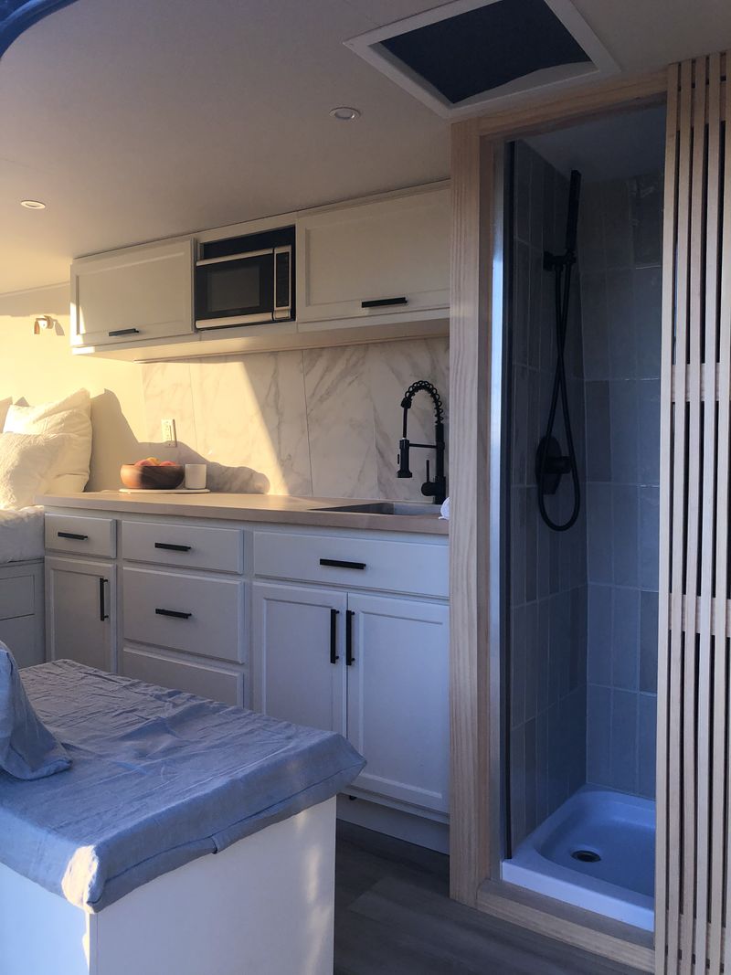 Picture 2/13 of a Sprinter RV for sale in Des Plaines, Illinois