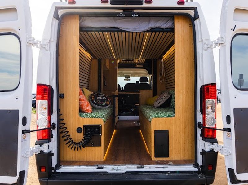 Picture 5/35 of a RAM PROMASTER 3500 EXTENDED for sale in Revere, Massachusetts