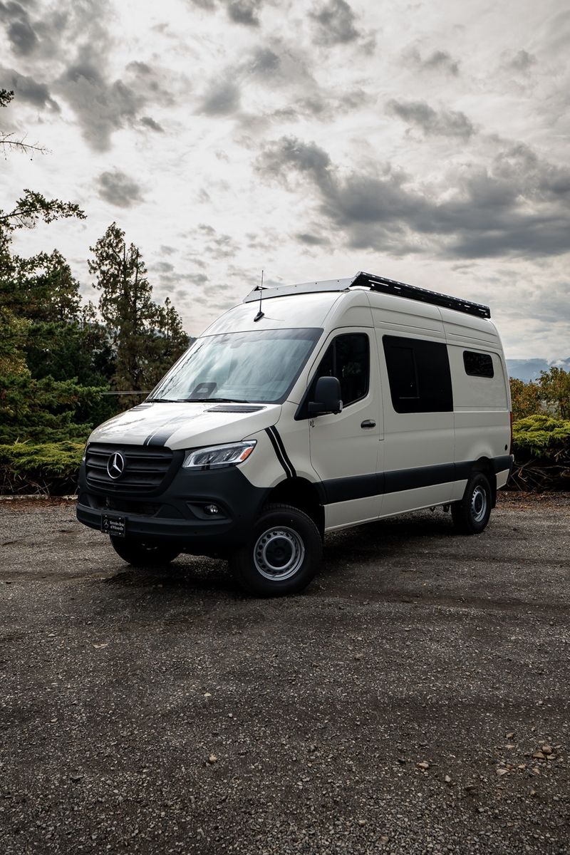 Picture 1/31 of a 2025 Mercedes-Benz Sprinter 144 AWD for sale in Hood River, Oregon