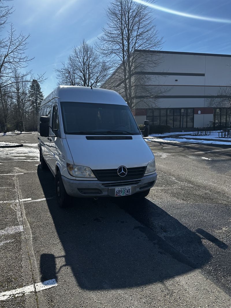 Picture 3/17 of a 2005 Dodge/Mercedes Sprinter 2500 for sale in Wilsonville, Oregon