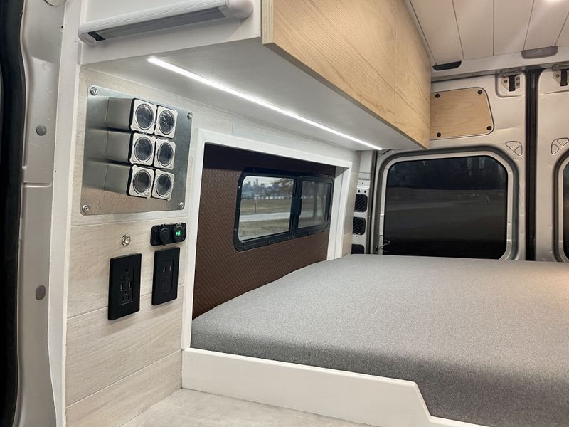 Picture 5/26 of a 2013 Sprinter 2500 144 wheelbase for sale in Queens Village, New York