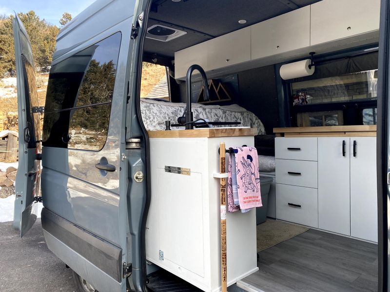 Picture 4/21 of a 2014 Highroof Sprinter Campervan for sale in Basalt, Colorado