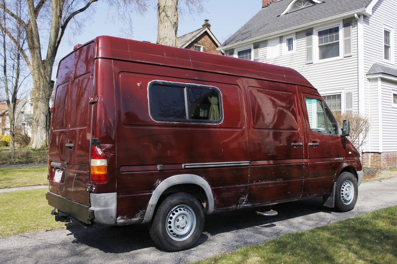 Picture 2/15 of a Sprinter 2500    ---   new engine       for sale in Cleveland, Ohio