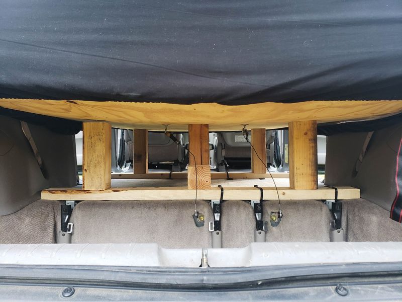 Picture 4/11 of a 2005 Toyota Sienna Camper Van for sale in Cambridge, Massachusetts