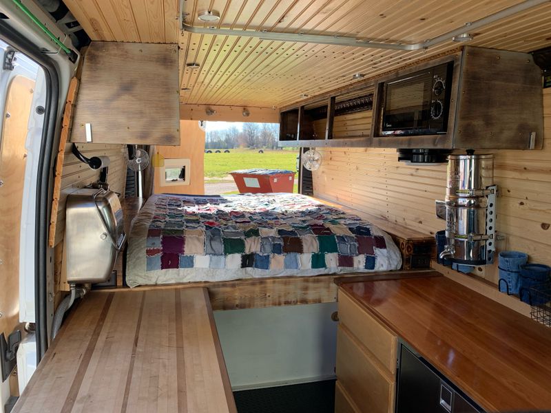 Picture 2/6 of a 2018 Promaster 3500 Campervan for sale in Alpena, Michigan