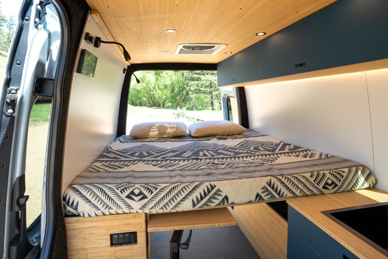 Picture 5/11 of a 2025 Geotrek Bear Peak Sprinter 144 AWD for sale in Boulder, Colorado