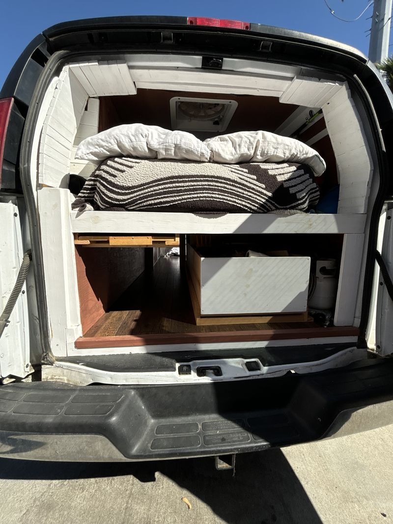 Picture 3/11 of a 2009 Chevy Express 3500 extended for sale in Yreka, California