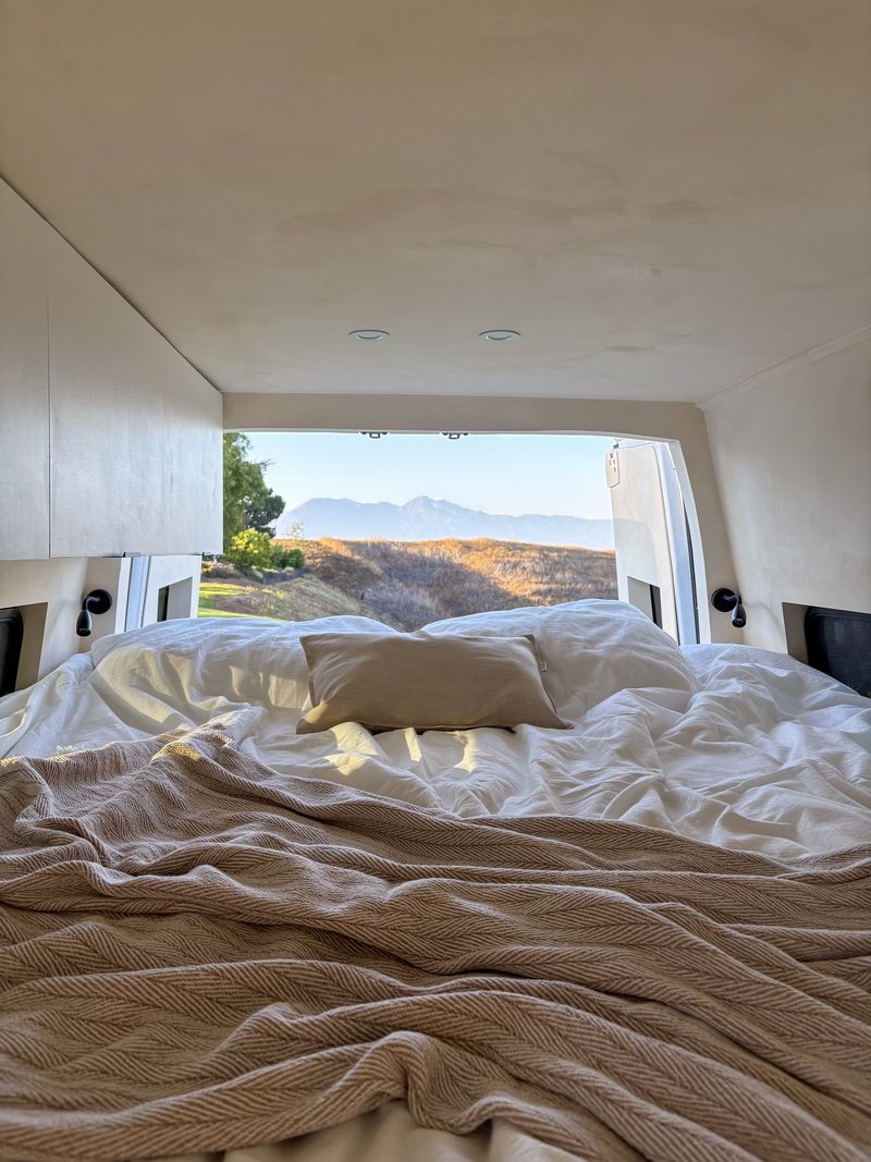 Picture 2/22 of a 2021 Mercedes Sprinter 2500 | Luxury Organic Modern Build for sale in Chino Hills, California
