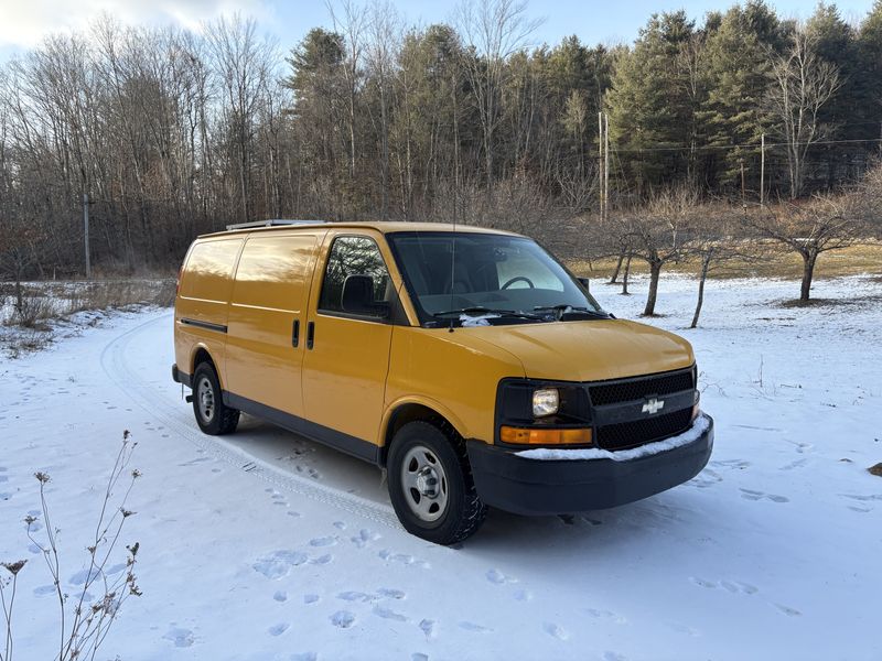 Picture 3/18 of a All Wheel Drive 2006 Chevy express 1500 for sale in Brackney, Pennsylvania
