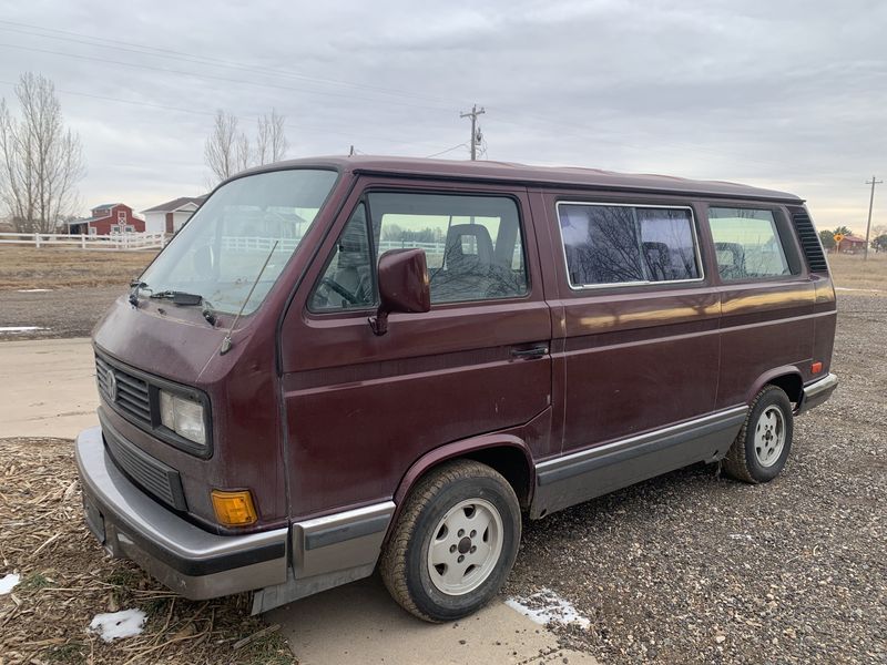 Picture 5/5 of a 1991 Vanagon tin top Burgundy power options for sale in Greeley, Colorado
