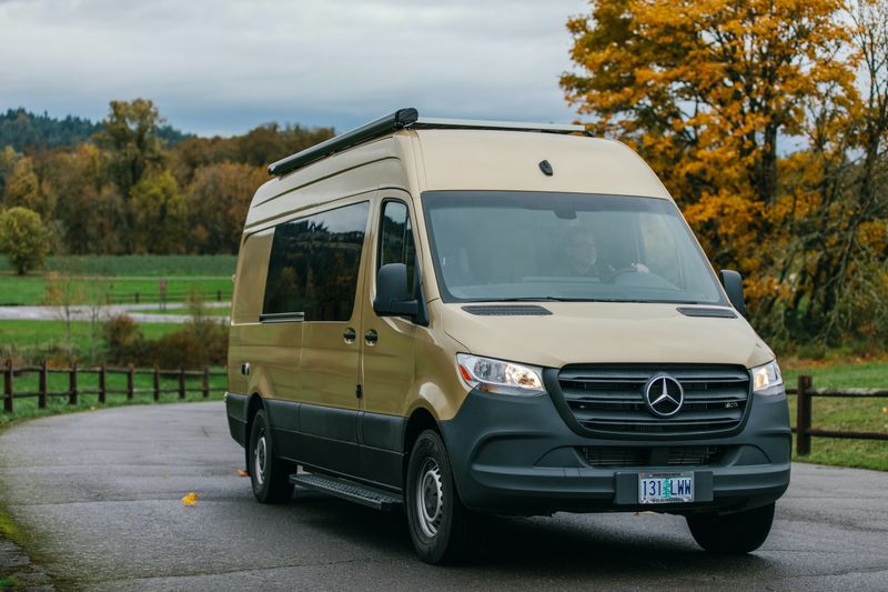 Picture 1/25 of a Beautiful 2019 Mercedes Benz Sprinter Custom Campervan for sale in Lake Oswego, Oregon