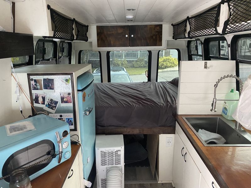 Picture 4/12 of a Off grid ready 1994 e350 shuttle bus conversion for sale in Auburn, Indiana