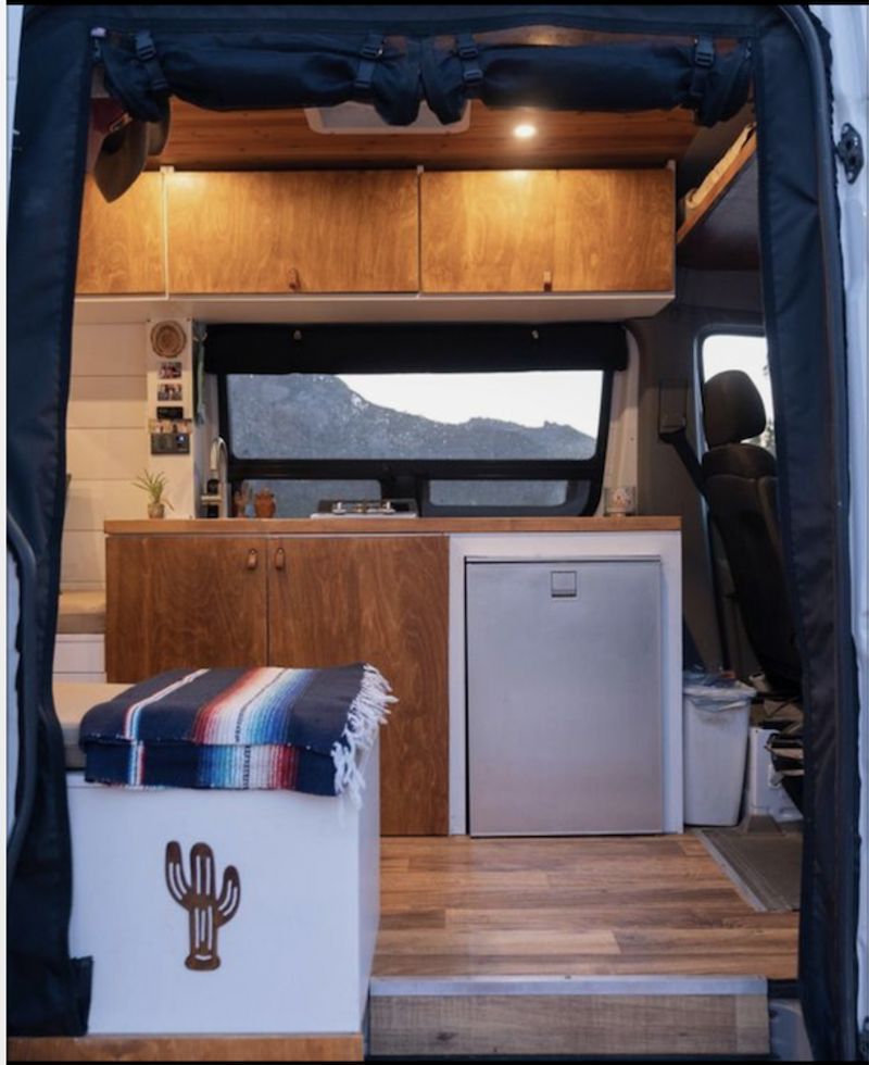 Picture 3/5 of a 2018 Mercedes Sprinter Van (170wb) for sale in Tucson, Arizona