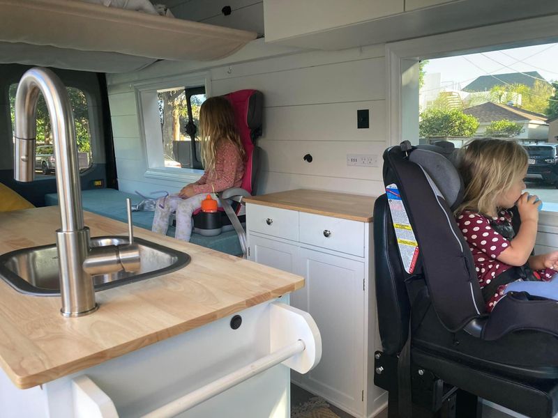 Picture 3/12 of a FORD TRANSIT 350 LWB GREAT FOR SURFERS OR FAMILIES!  for sale in Los Angeles, California