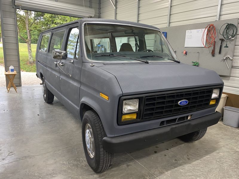 Picture 1/9 of a 1991 Ford E-350 for sale in Hodgenville, Kentucky