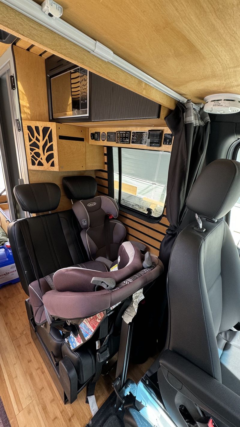 Picture 5/20 of a AWD 144 Sprinter van with ELEVATOR bed and aluminum bathroom for sale in Los Angeles, California