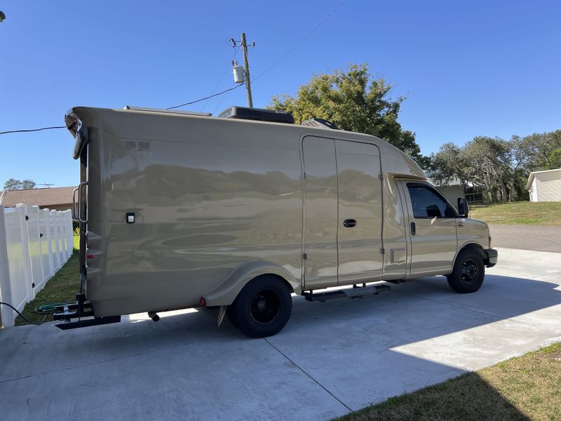 Picture 5/33 of a 2010 Chevrolet G3500 HighTop DRW camper van for sale in Homosassa, Florida