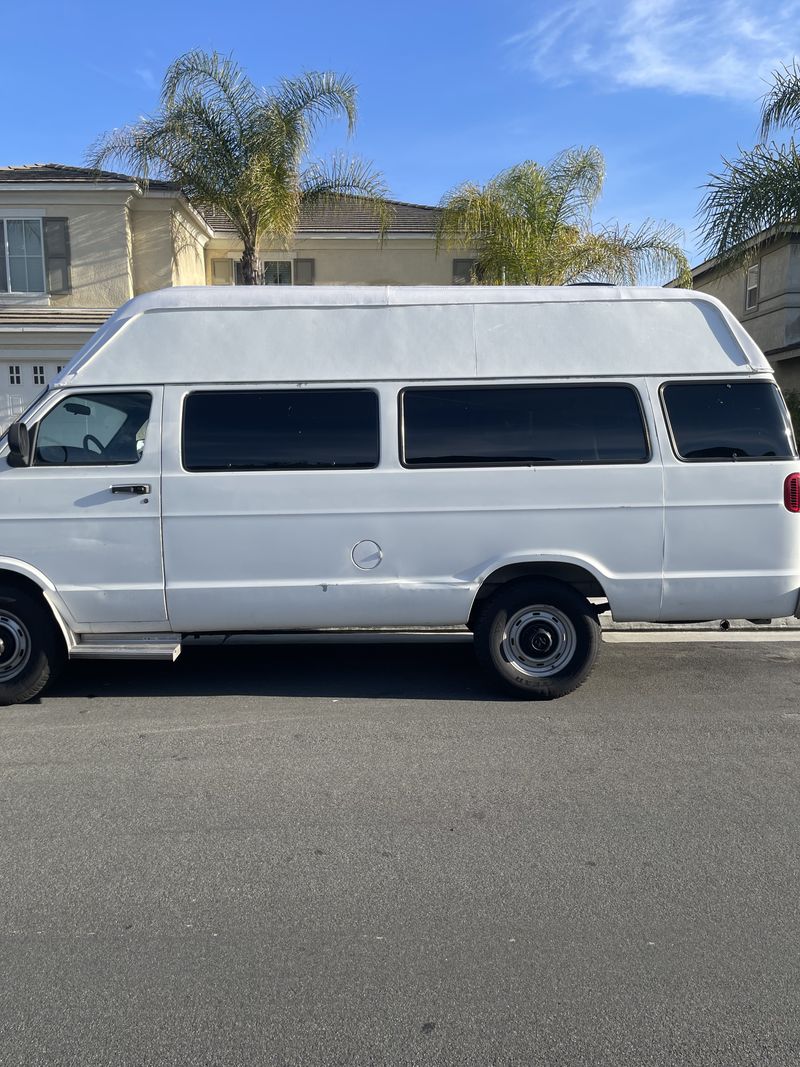 Picture 5/24 of a 2001 Dodge Ram CAMPER VAN for sale in Los Angeles, California