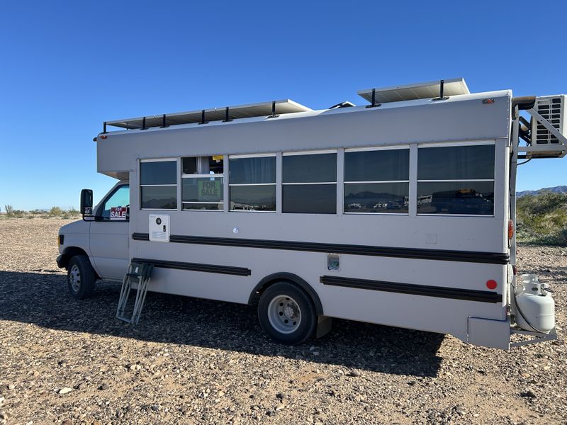 Picture 1/11 of a 2000 Ford Skoolie for sale in Sierra Vista, Arizona