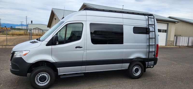 Picture 1/31 of a 2022 Mercedes Benz Sprinter 144WB 4X4 for sale in Salem, Oregon