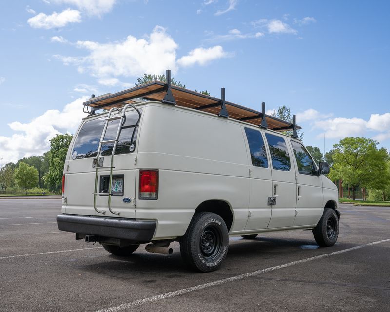 Picture 1/16 of a Fully converted-Off grid ready for sale in Portland, Oregon