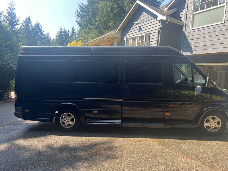 Picture 1/21 of a 2002 Mercedez Benz Sprinter for sale in Langley, Washington