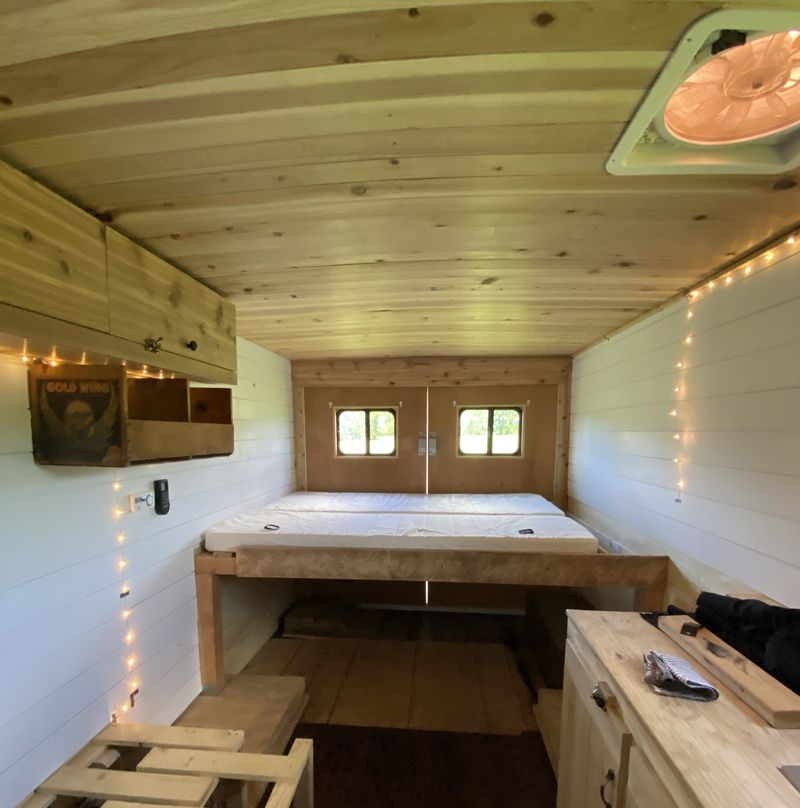 Picture 3/8 of a 2006 GMC Savana Converted Box Van for sale in Lees Summit, Missouri