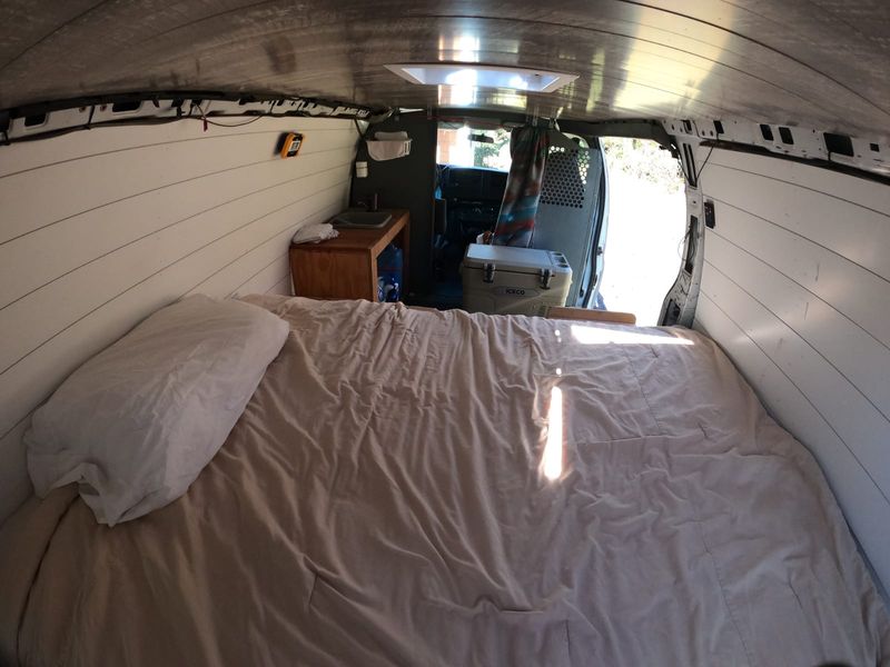 Picture 3/8 of a 2003 Chevrolet Express 2500 6L  for sale in Front Royal, Virginia