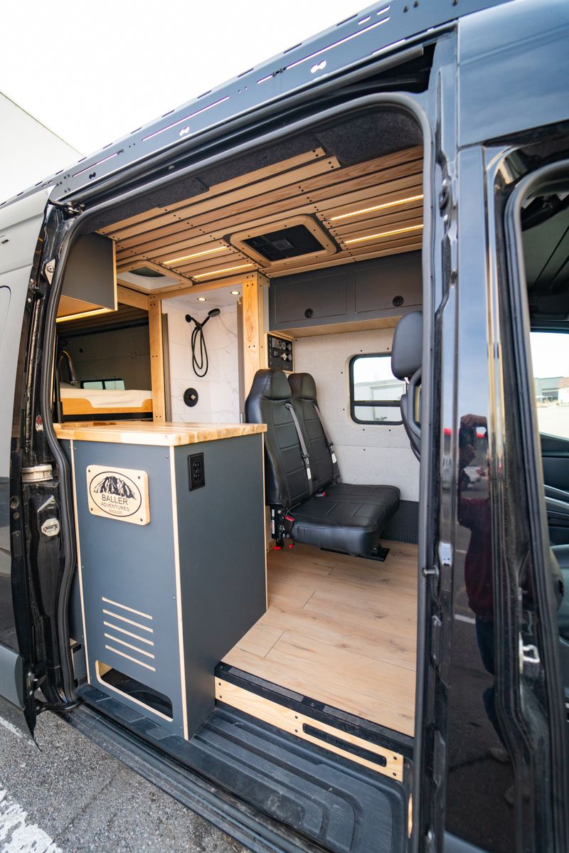 Picture 3/8 of a Legend 4x4 Mercedes with seats and beds for 4 people! for sale in Lindon, Utah