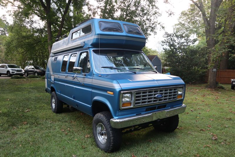 Picture 2/39 of a 1991 Ford E250 4x4 camper for sale in Marietta, Georgia