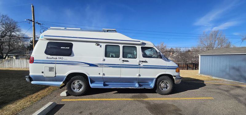 Picture 2/10 of a 2001 Dodge Roadtrek Popular 190 for sale in Denver, Colorado