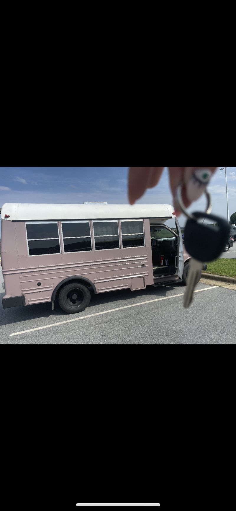 Picture 4/6 of a 2001 Chevy Express 1500 for sale in Midway, Georgia