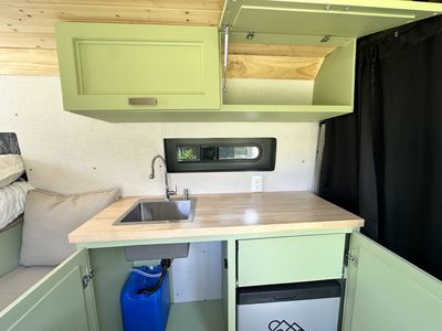 Picture 10/39 of a 2020 Ram ProMaster 2500 Off-Grid Camper Van for sale in Austin, Texas