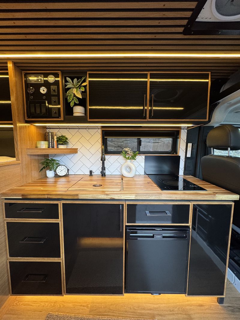 Picture 5/20 of a SUMMER SALE! NEW 2024 Ram Promaster for sale in Englewood, Colorado