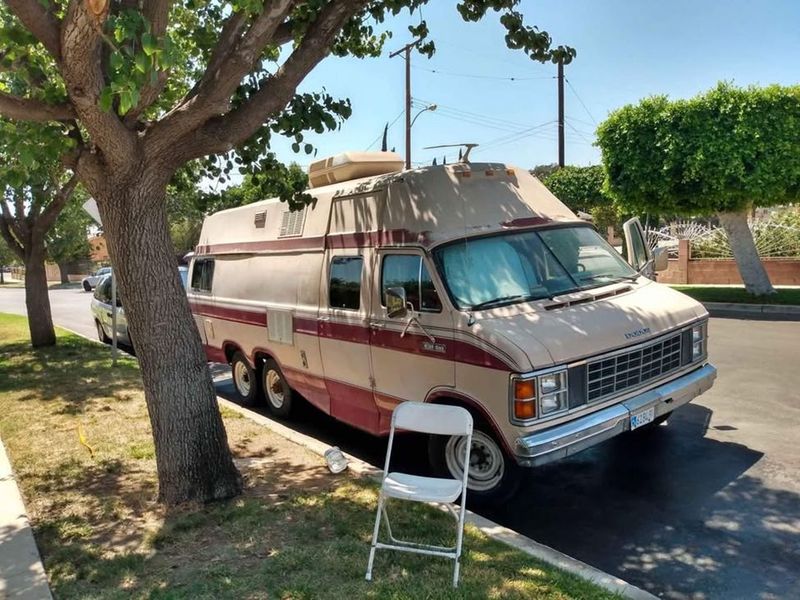 Picture 2/10 of a 1985 DODGE WIDE ONE Factory 23' CLASS B CAMPER VAN for sale in Sylmar, California