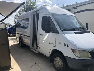 2005 best sale sprinter camper