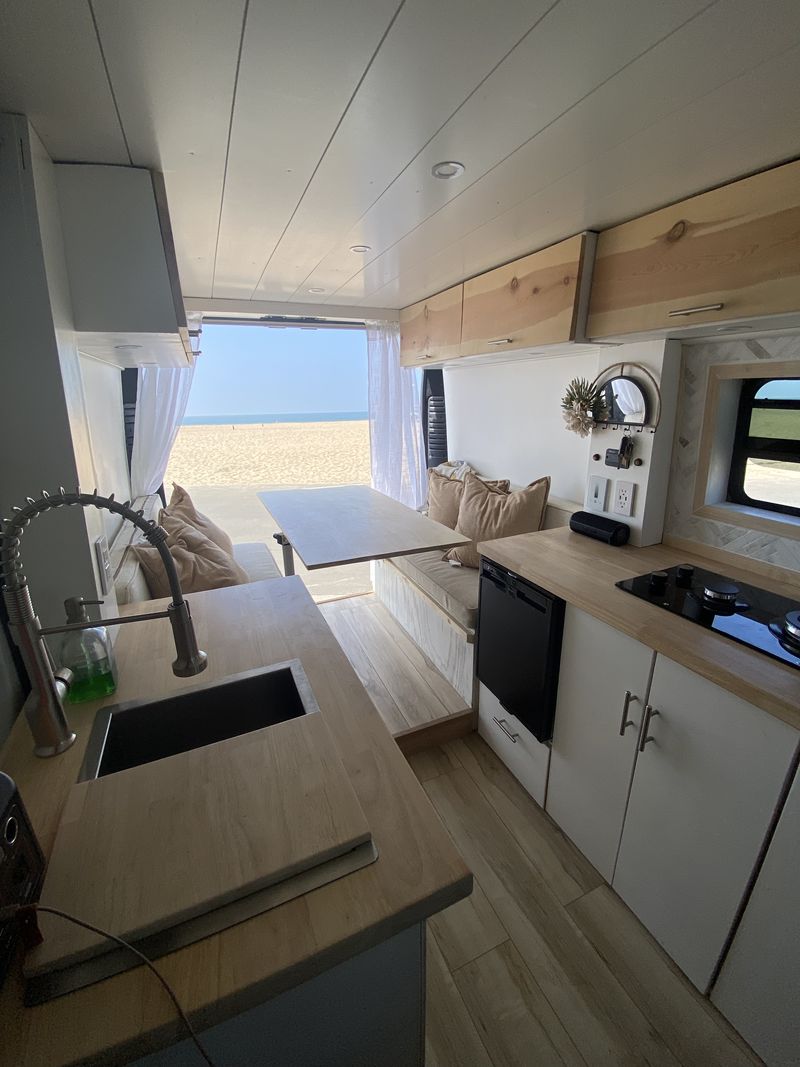 Picture 4/17 of a 2020 Dodge Ram Promaster 1500 136” WB-Hi Roof for sale in Huntington Beach, California