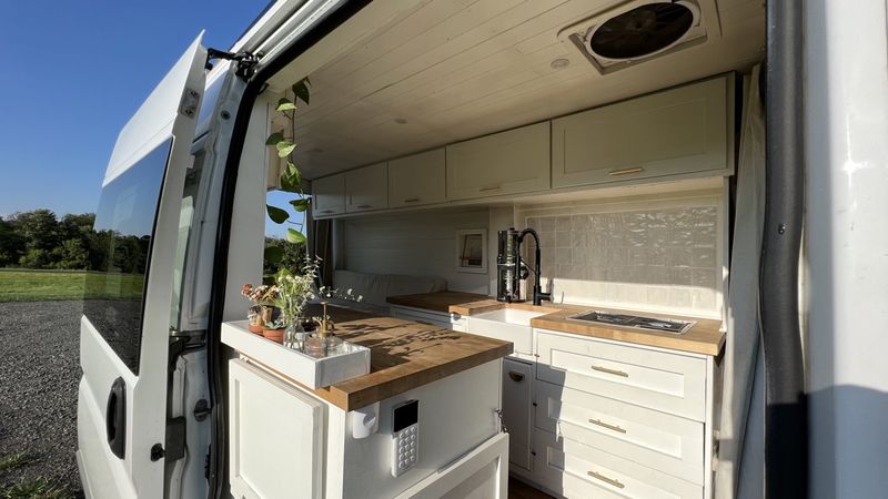 Picture 5/20 of a Fully Converted Camper Van w/ Roof Deck for sale in Costa Mesa, California