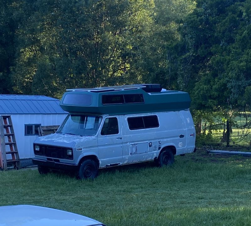 Picture 1/7 of a 1991 Ford Econoline E-250 for sale in Brooksville, Florida