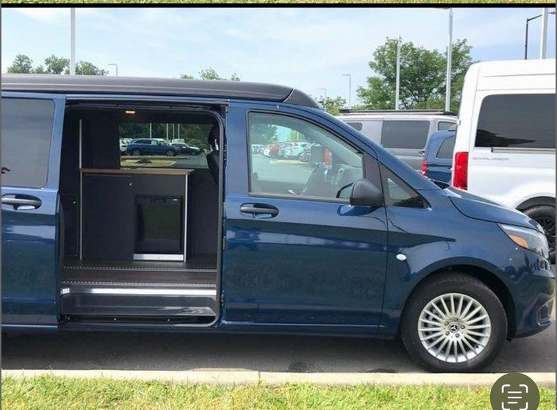 Picture 5/23 of a 2021 Mercedes Metris poptop camervan for sale in Asheville, North Carolina
