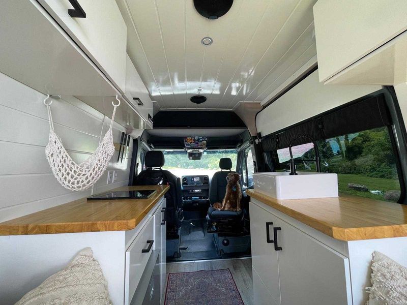 Picture 5/19 of a 2021 Sprinter High Roof for sale in New Britain, Connecticut