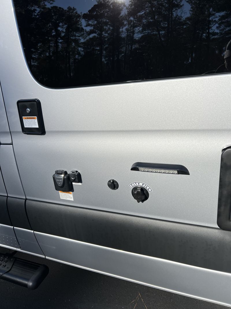 Picture 4/32 of a 2023 MB Sprinter Thor Sanctuary 19P 4X4 for sale in Leland, North Carolina