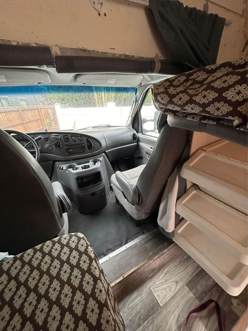 Picture 5/16 of a 2004 Ford e-350 camper van for sale in Denver, Colorado