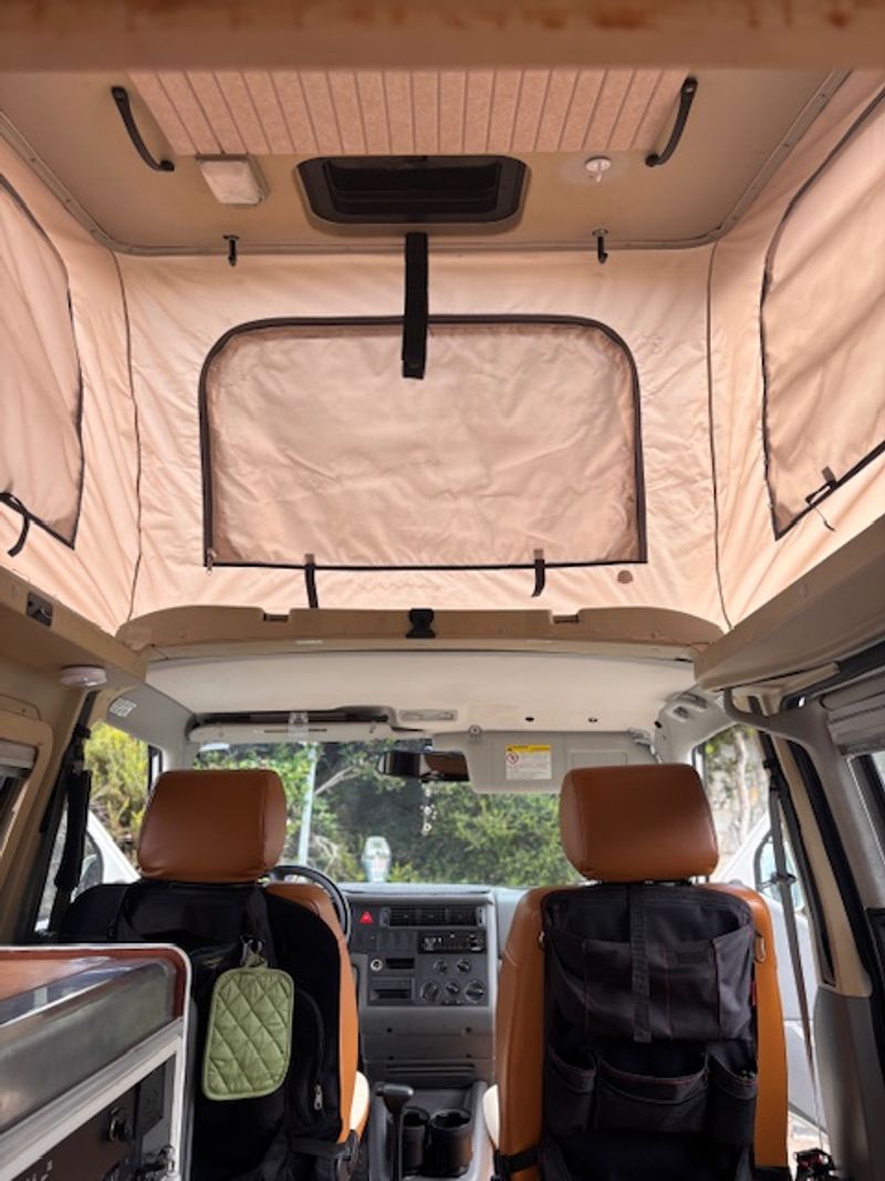 Picture 5/20 of a Happy Place Eurovan Camper for sale in Laguna Beach, California