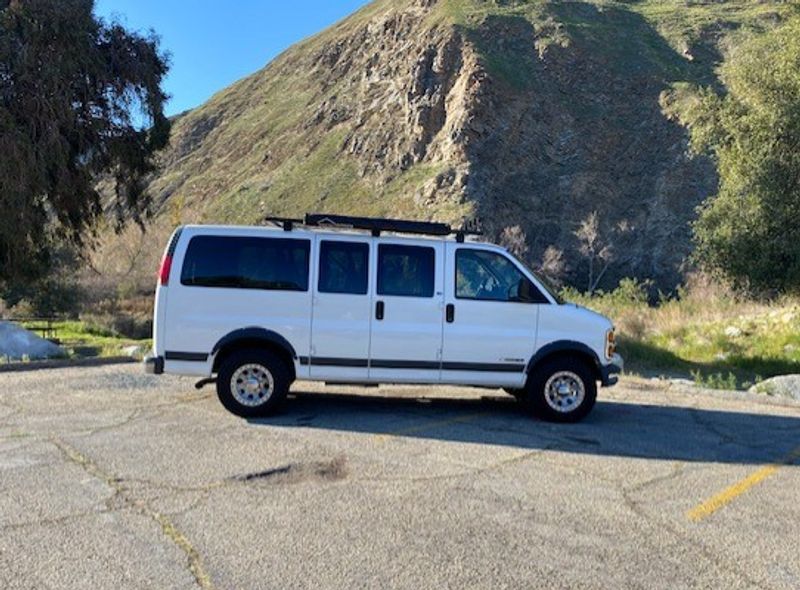 Picture 5/18 of a Adventure Van for sale in Bakersfield, California