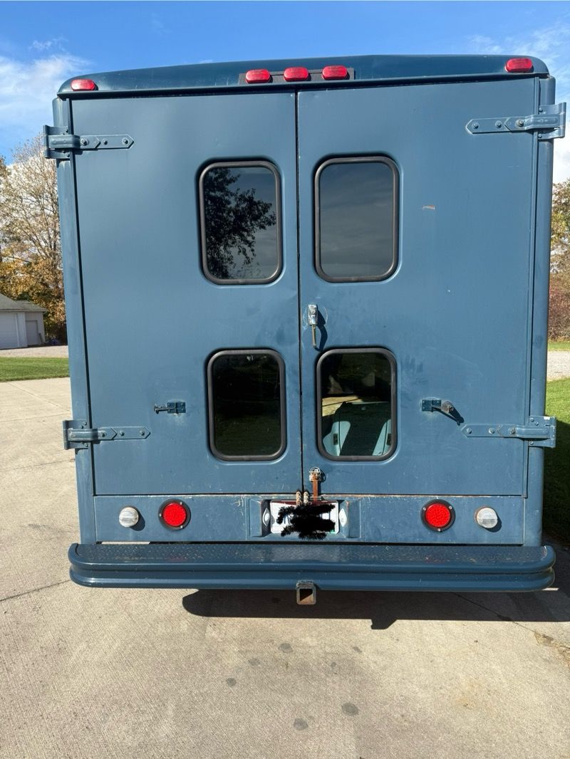 Picture 4/10 of a 1993 Chevy G30 Hi-Cube Van for sale in North Olmsted, Ohio